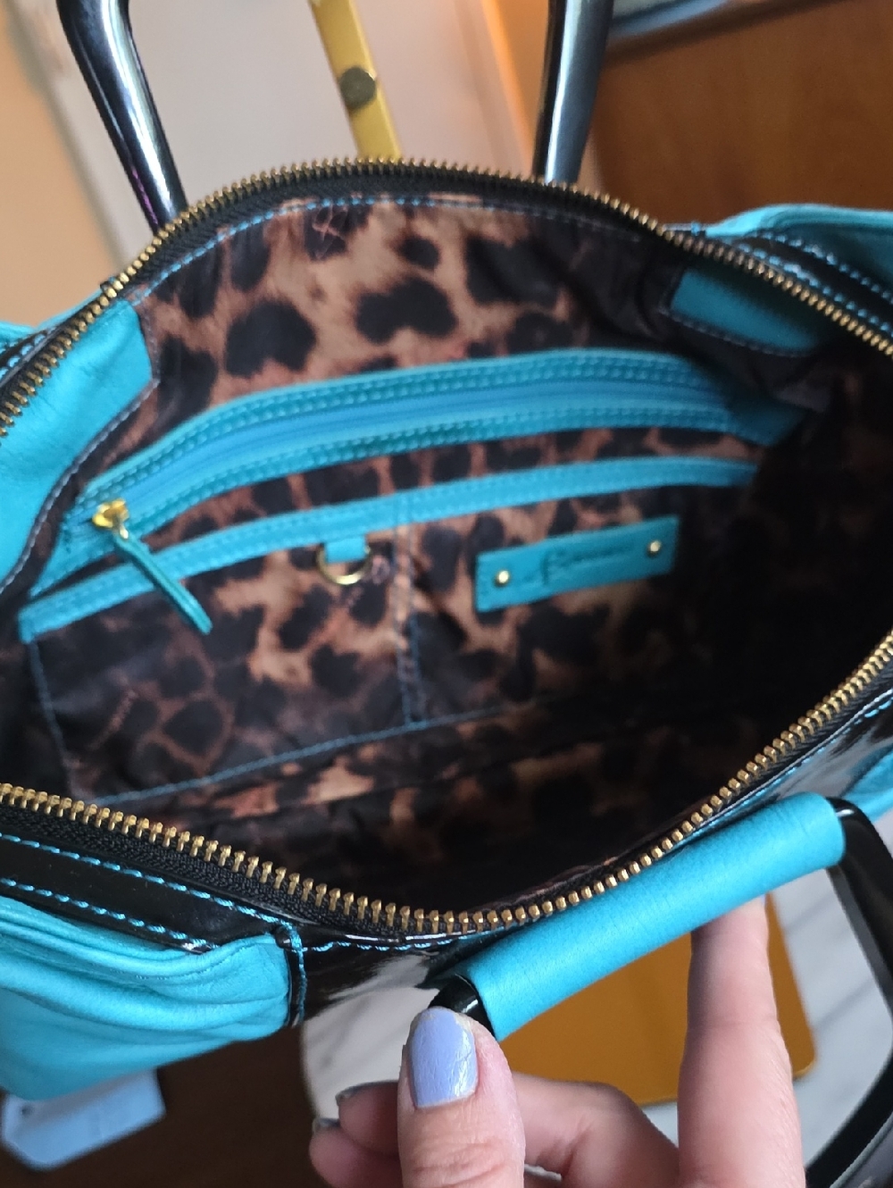 B Makowsky Blue and black Leather Bow Bag ๐๐ - Picture 11 of 14